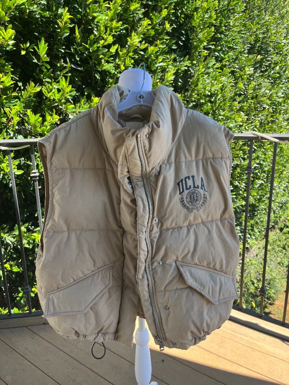 UCLA H&M Cream/Beige Vest
